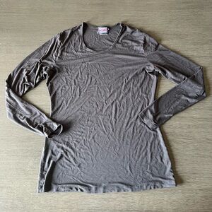 Chic Long Sleeve Women's Top in Taupe